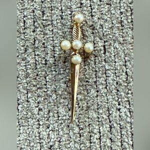 Vintage Antique Unique Sword Gold Plated with Pearls Sword Brooch Pin.Beautiful